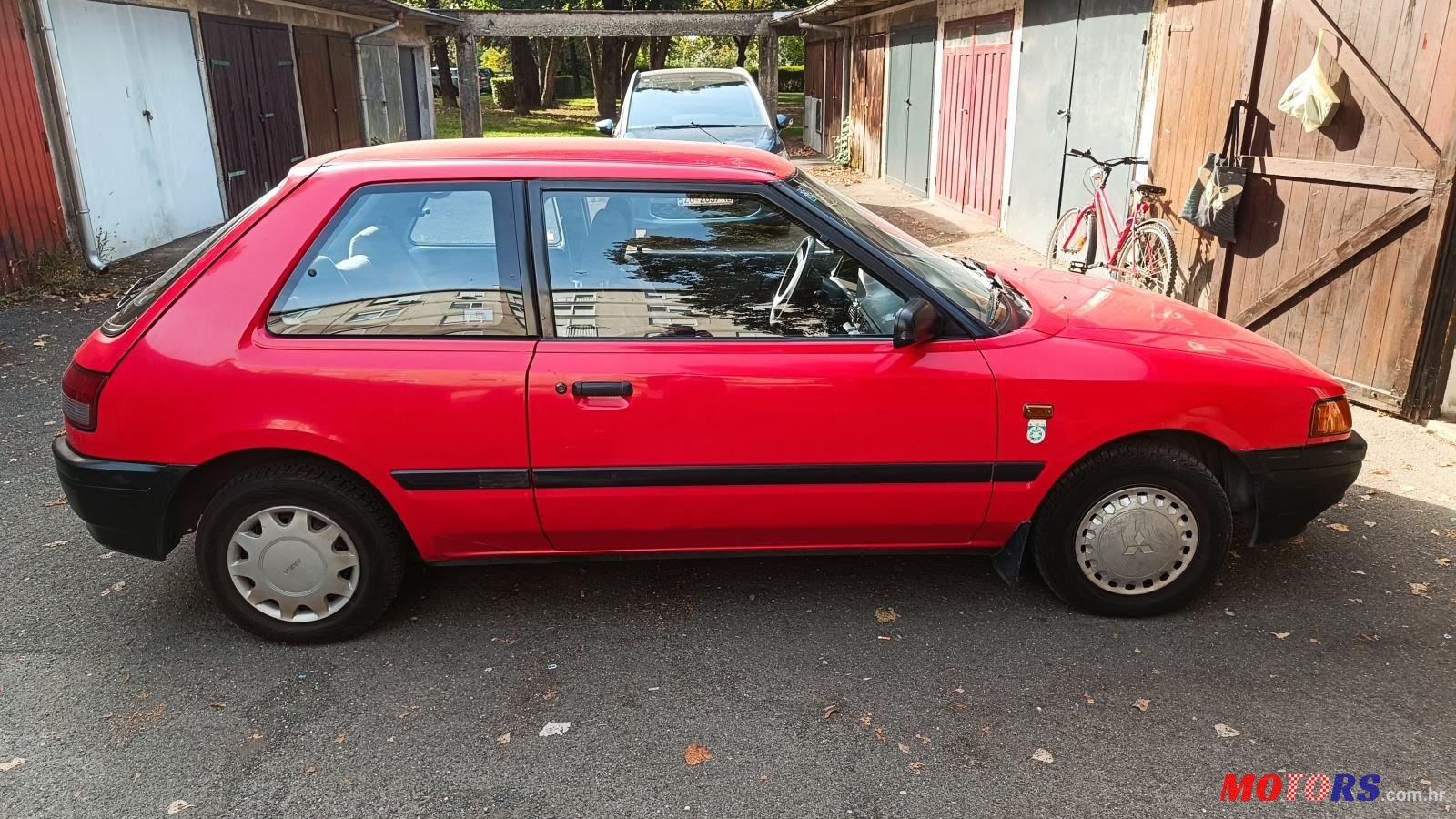 1991' Mazda 323 Hb 1.3 photo #6