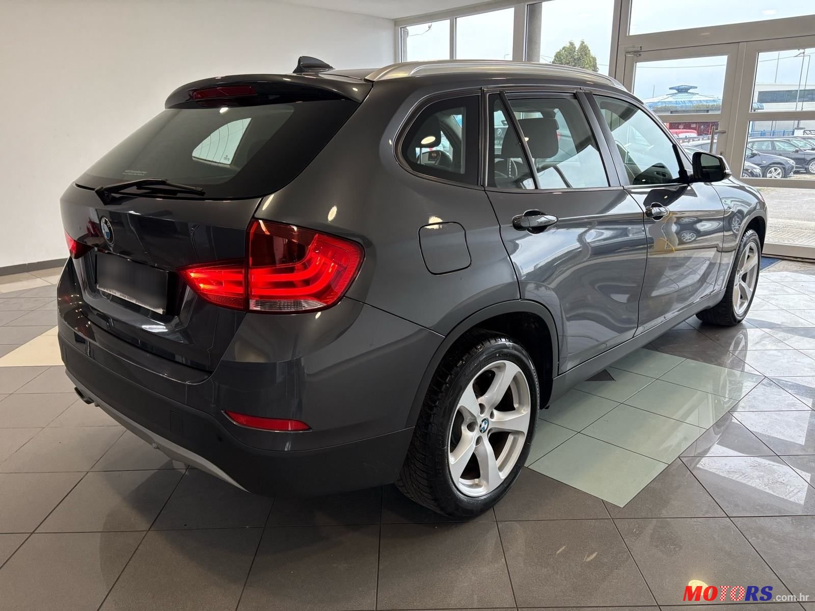 2013' BMW X1 Xdrive18D photo #6