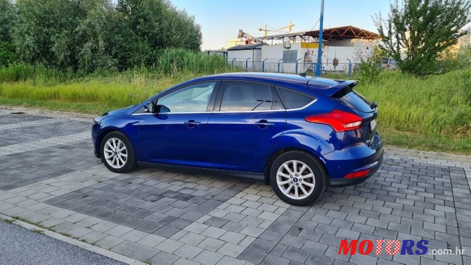 2016' Ford Focus photo #4