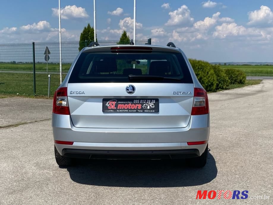 2018' Skoda Octavia Combi photo #6
