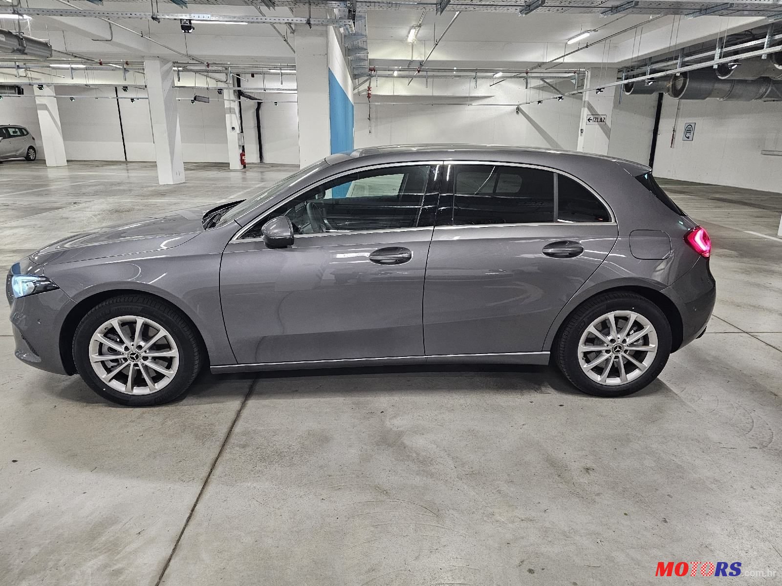 2024' Mercedes-Benz A-Klasa A250E photo #5