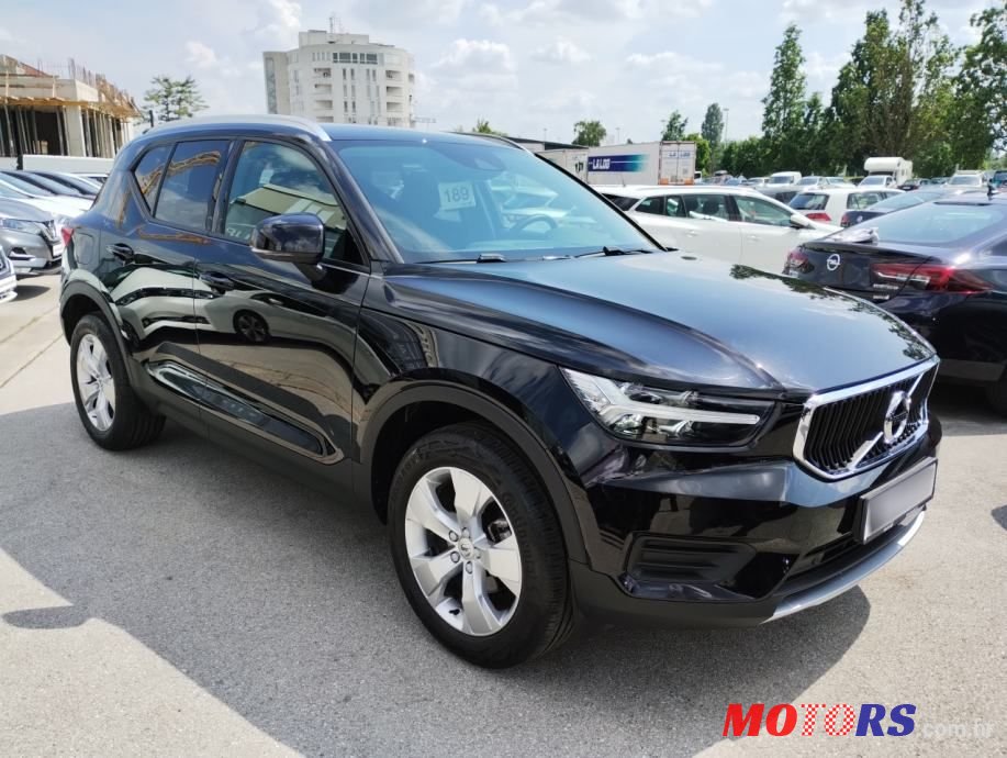2021' Volvo XC40 T3 Momentum Aut. photo #3