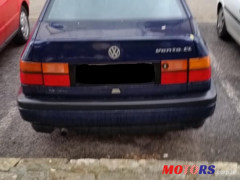 1995' Volkswagen Vento photo #1