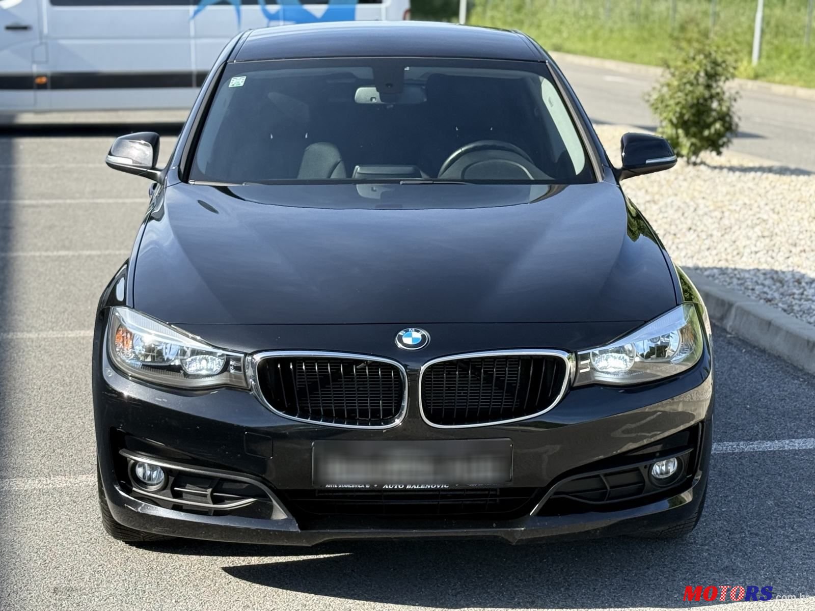 2015' BMW Serija 3 318 D Prestige photo #5