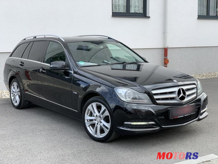 2012' Mercedes-Benz C-Klasa 200 Cdi photo #2