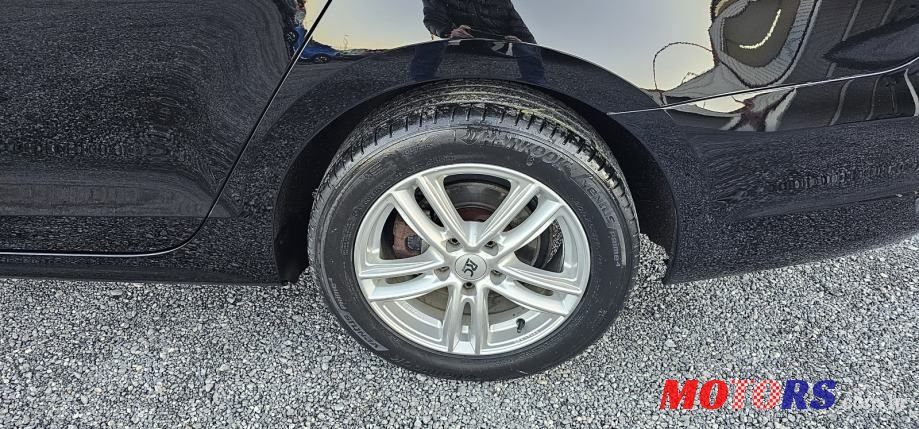 2011' Volkswagen Jetta 1,6 Tdi photo #4