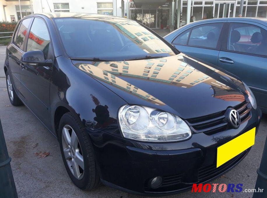 2008' Volkswagen Golf V 1,9 Tdi photo #1