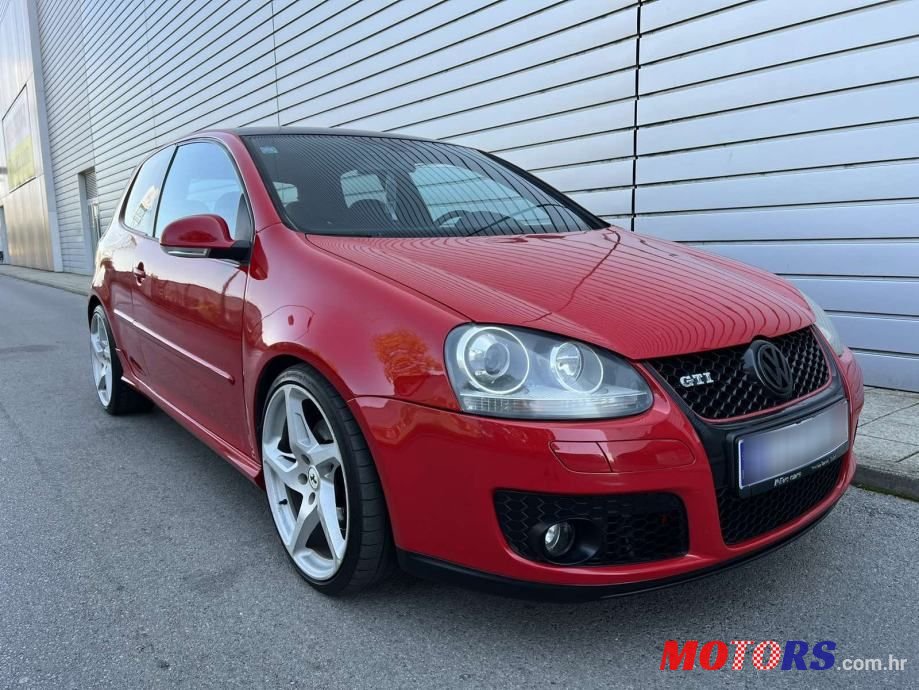 2005' Volkswagen Golf 5 Gti 2,0 Tfsi photo #2