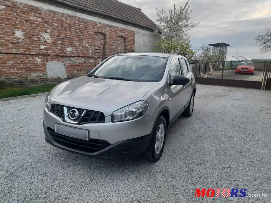 2011' Nissan Qashqai photo #3
