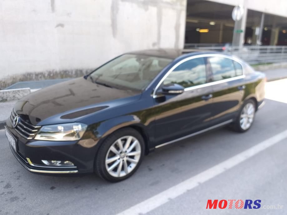2011' Volkswagen Passat 2,0 Tdi Bmt photo #5