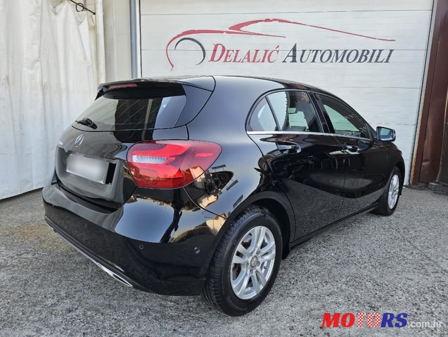 2017' Mercedes-Benz A-Klasa A 180 photo #5