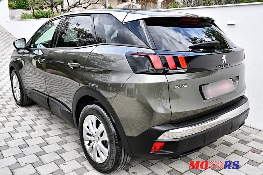 2019' Peugeot 3008 1,5 Bluehdi photo #3
