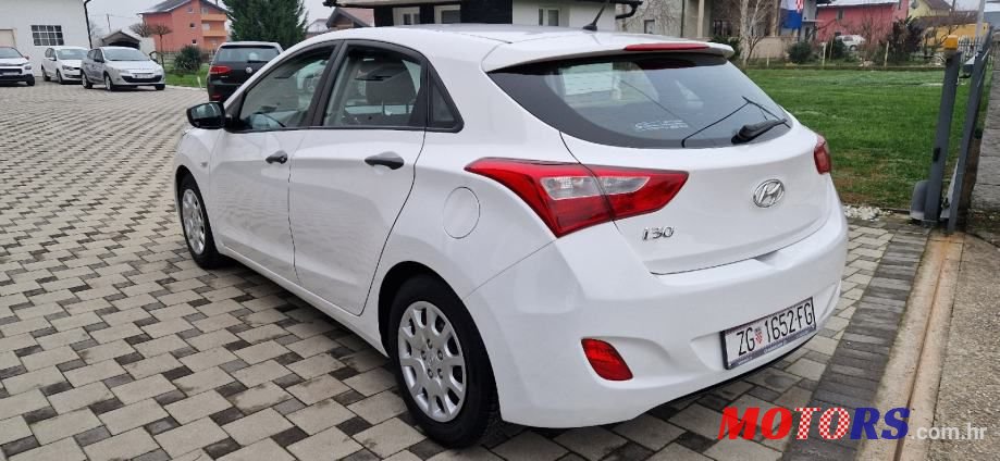 2013' Hyundai i30 photo #6