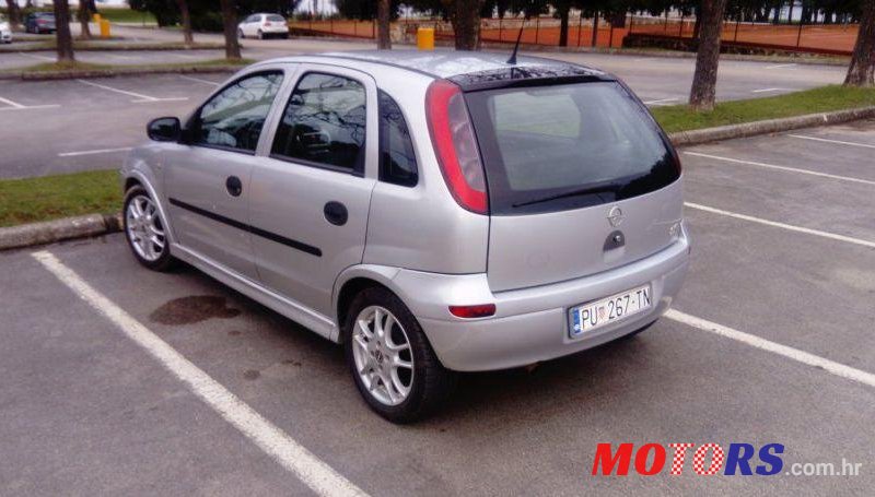 2001' Opel Corsa Sport 1,4 16V photo #1