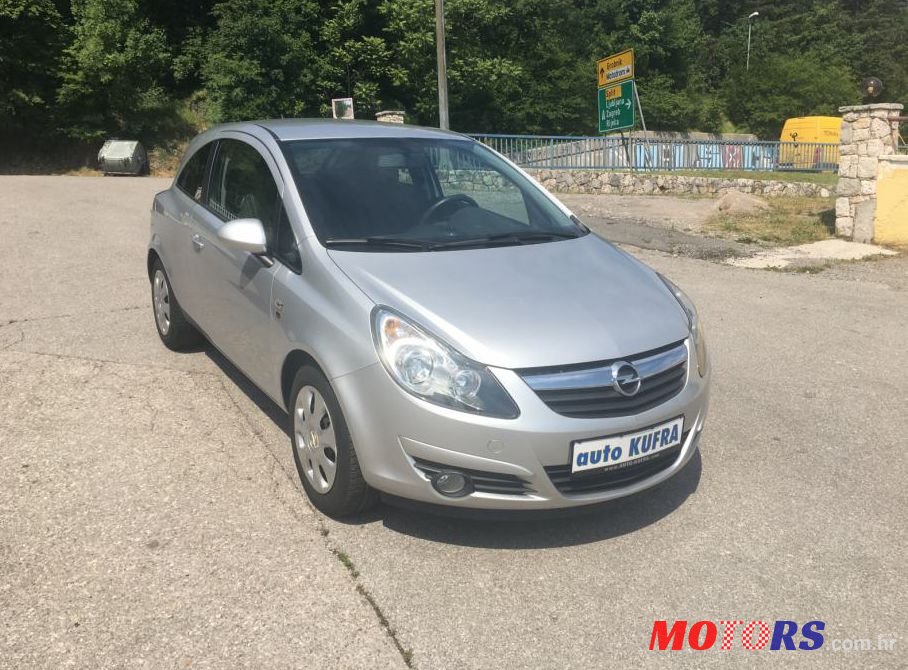 2010' Opel Corsa 1,3 Cdti photo #1