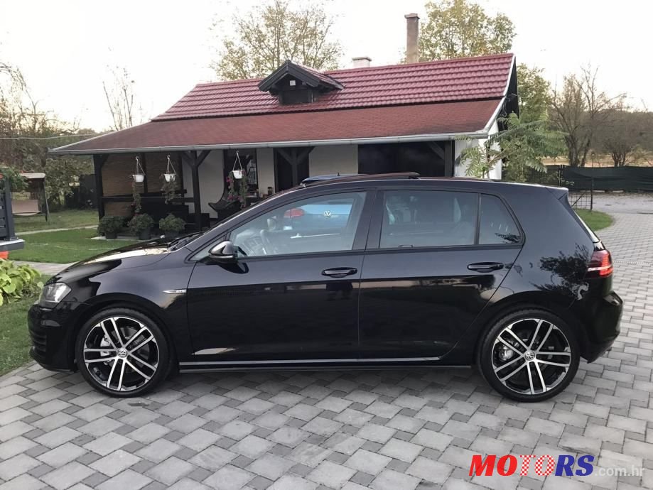 2013' Volkswagen Golf 7 photo #3