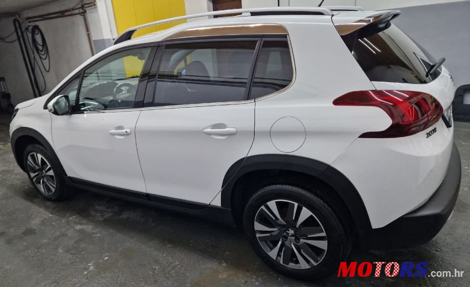 2016' Peugeot 2008 photo #4