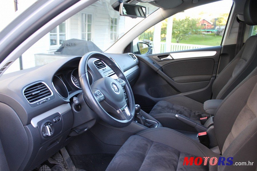 2009' Volkswagen Golf VI photo #6