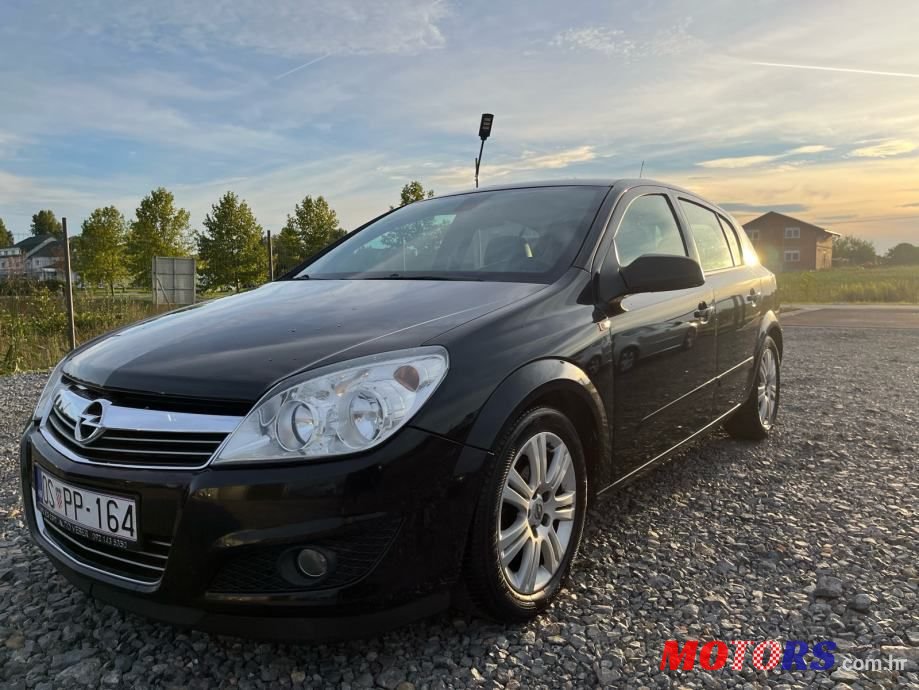 2009' Opel Astra 1,7 Cdti photo #6