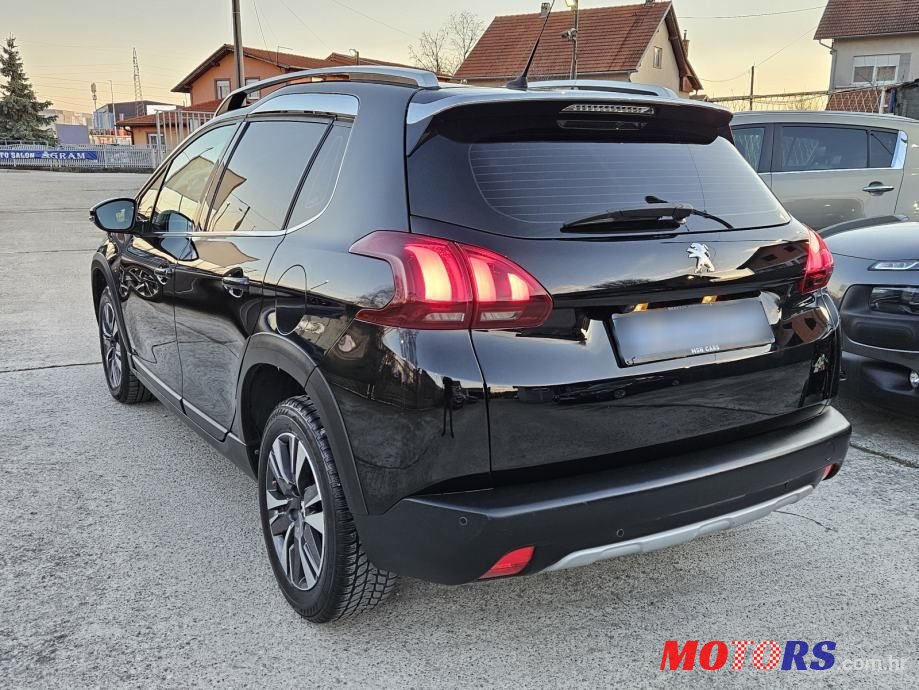 2017' Peugeot 2008 1,2 photo #5