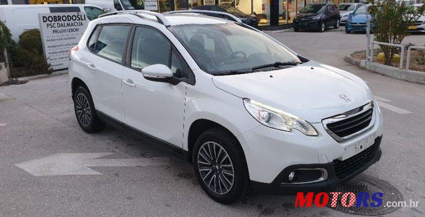 2013' Peugeot 2008 photo #1