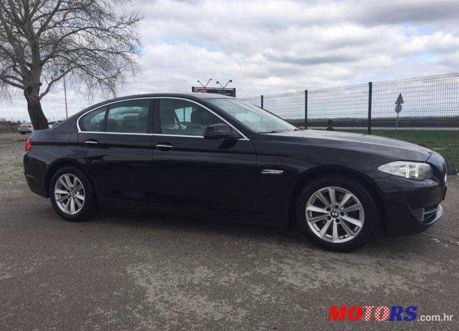 2010' BMW Serija 5 520D photo #1