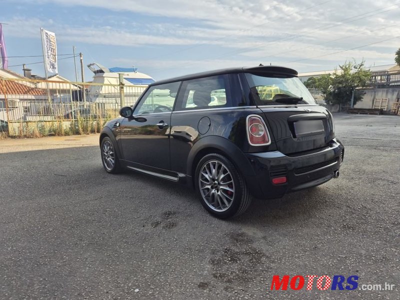 2013' MINI Cooper Jcw photo #4