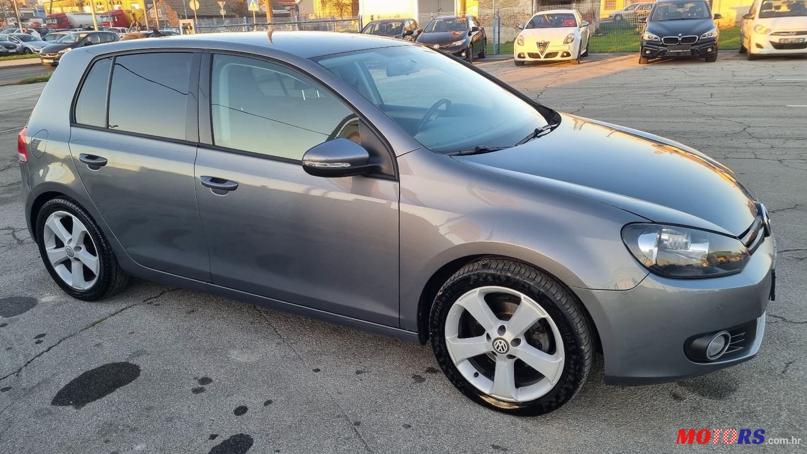 2011' Volkswagen Golf VI 1,6 Tdi photo #4