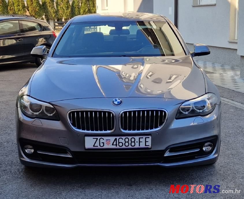 2014' BMW Serija 5 518D photo #2