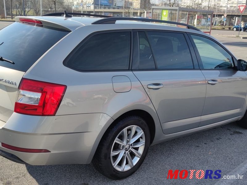 2019' Skoda Octavia Combi photo #6