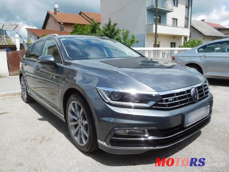 2015' Volkswagen Passat Variant photo #1