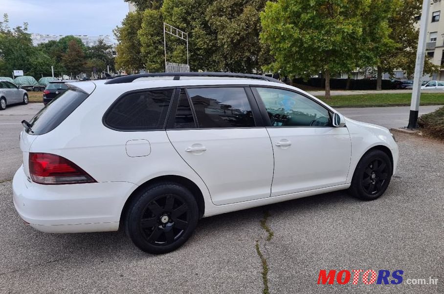 2012' Volkswagen Golf 6 Variant 1,6 Tdi photo #1