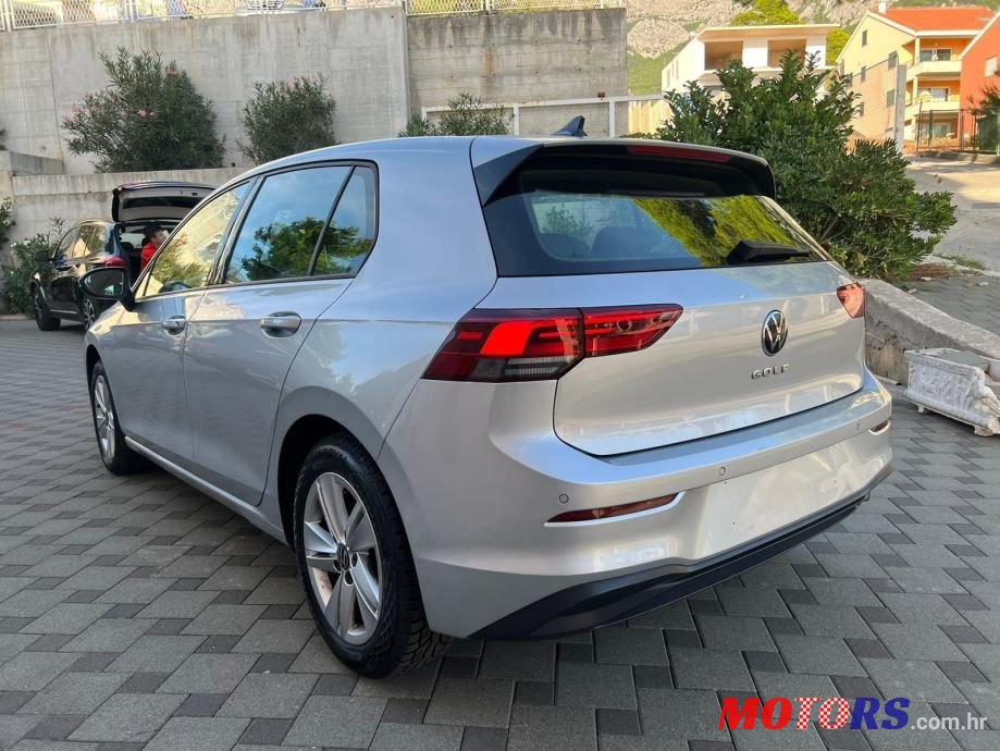2020' Volkswagen Golf 8 1,0 Tsi photo #6