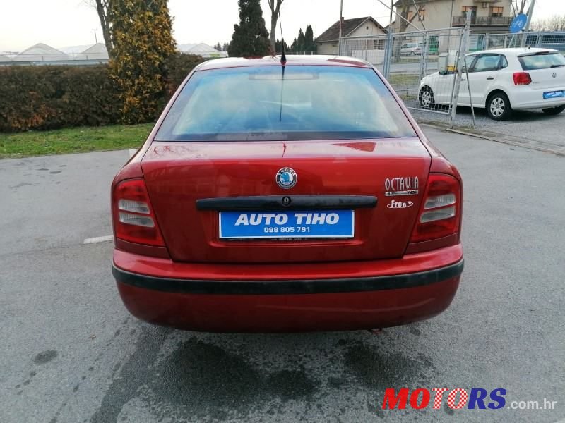 2003' Skoda Octavia photo #6