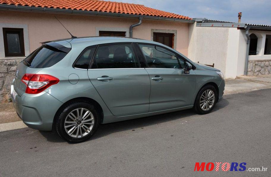 2011' Citroen C4 1,6 Vti Seduction photo #2