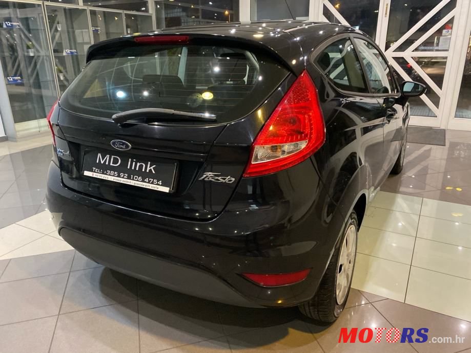 2010' Ford Fiesta 1,6 photo #4