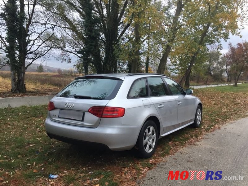 2010' Audi A4 Avant photo #1