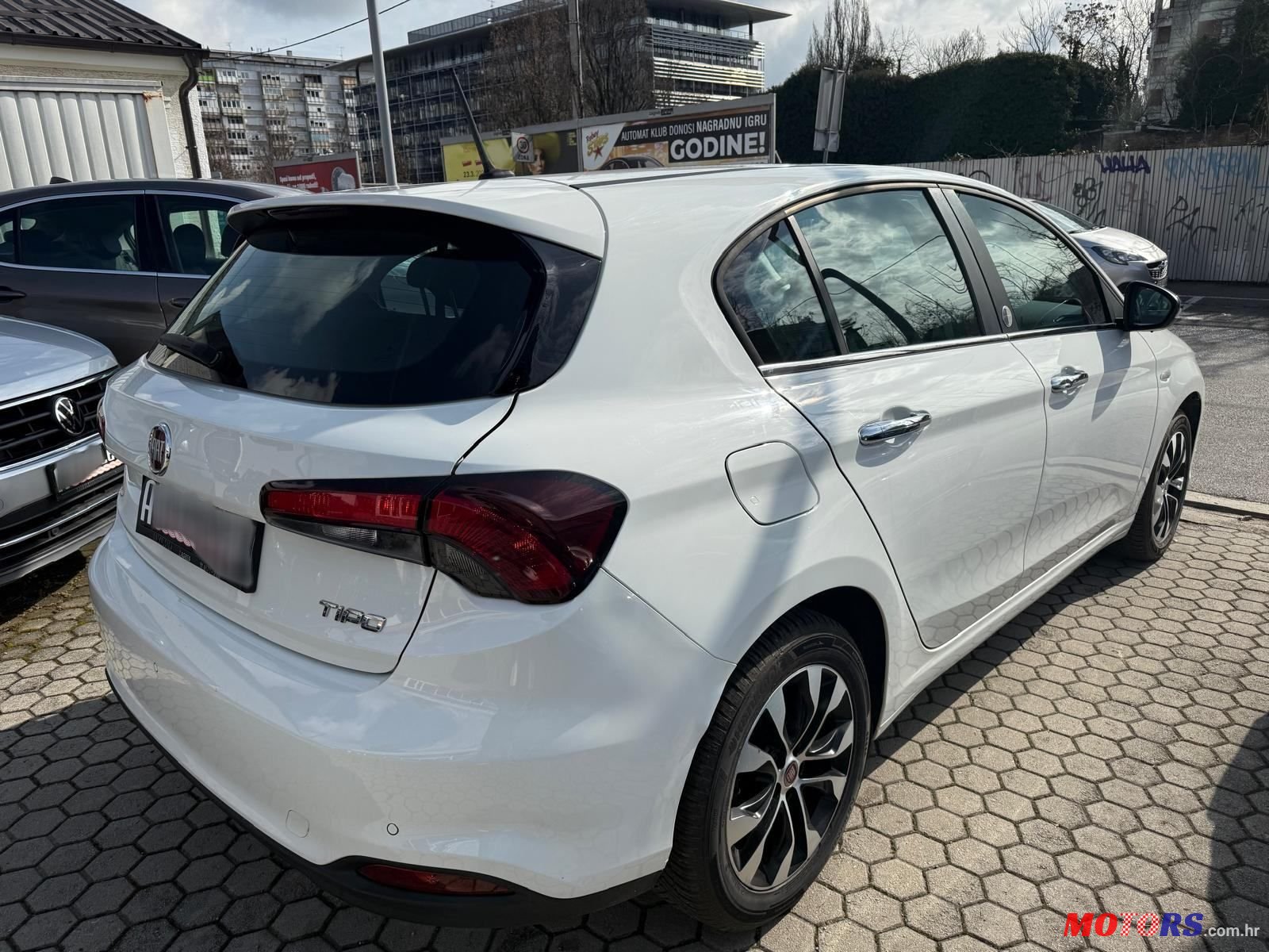 2020' Fiat Tipo 1,6 Multijet photo #5