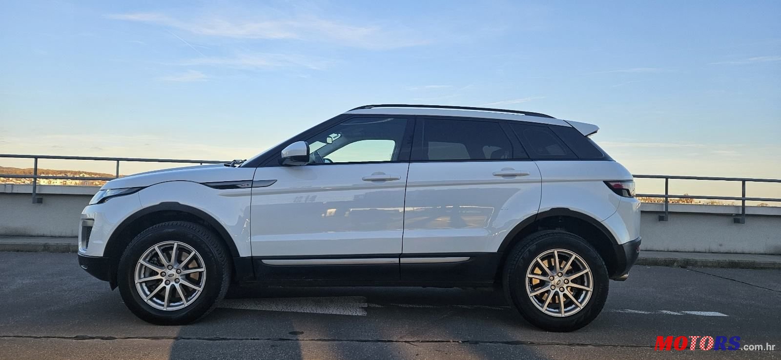 2016' Land Rover Range Rover Evoque 2,0 Td4 photo #4
