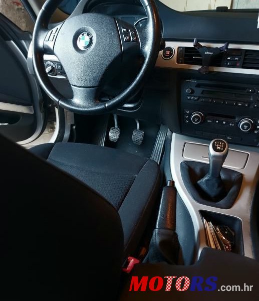 2009' BMW Serija 3 318D photo #5