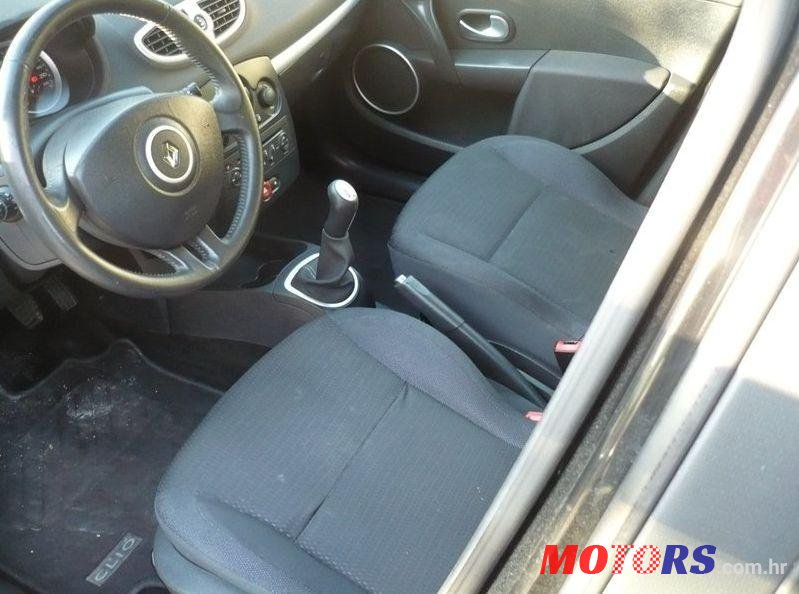 2006' Renault Clio 1,5 Dci photo #1