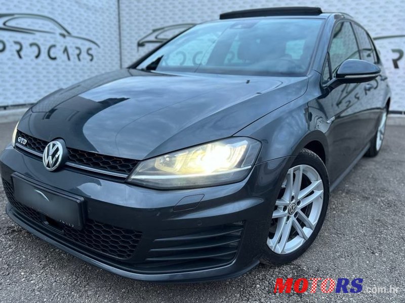 2014' Volkswagen Golf VII 2,0 Tdi Bmt photo #3
