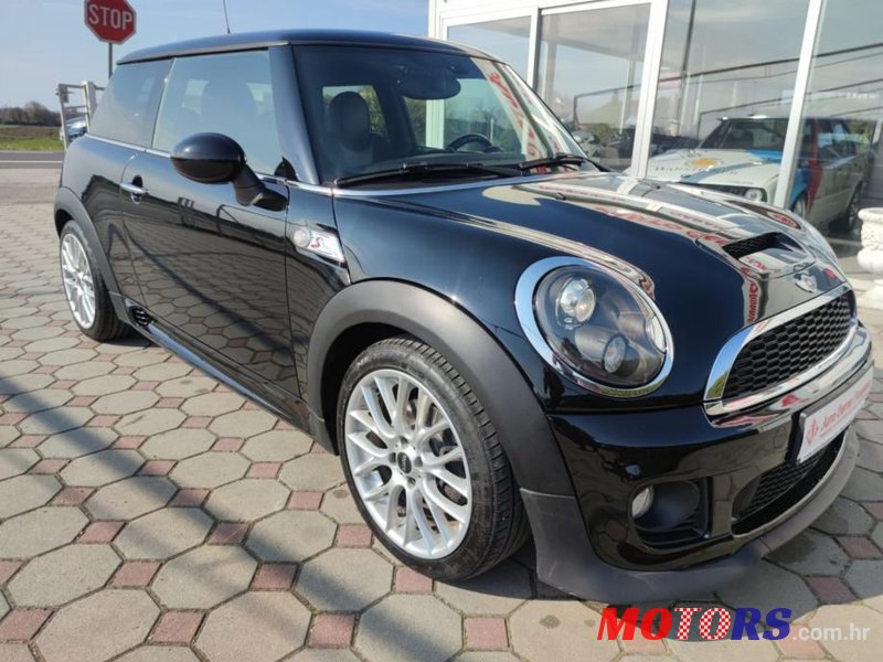 2015' MINI Cooper 2.0 S photo #3