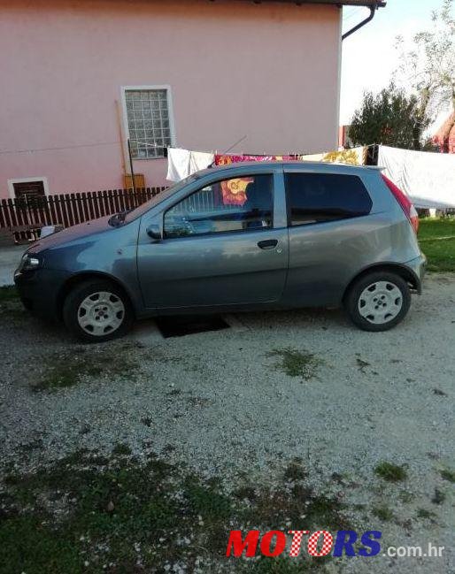 2003' Fiat Punto 1,2 16V photo #1