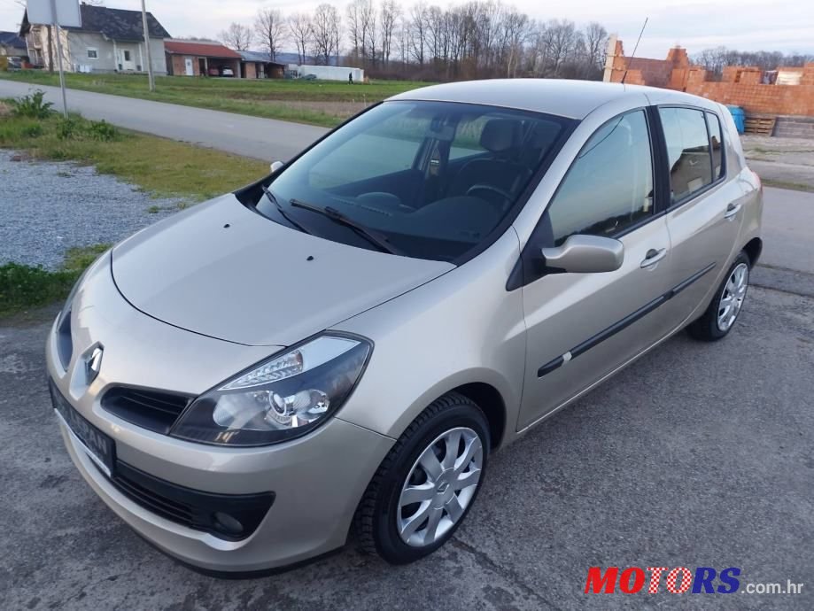2006' Renault Clio 1,4 16V photo #1
