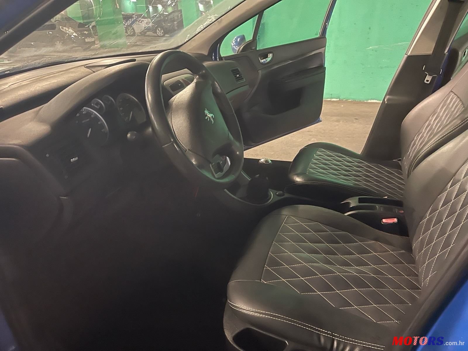 2003' Peugeot 307 Break photo #4