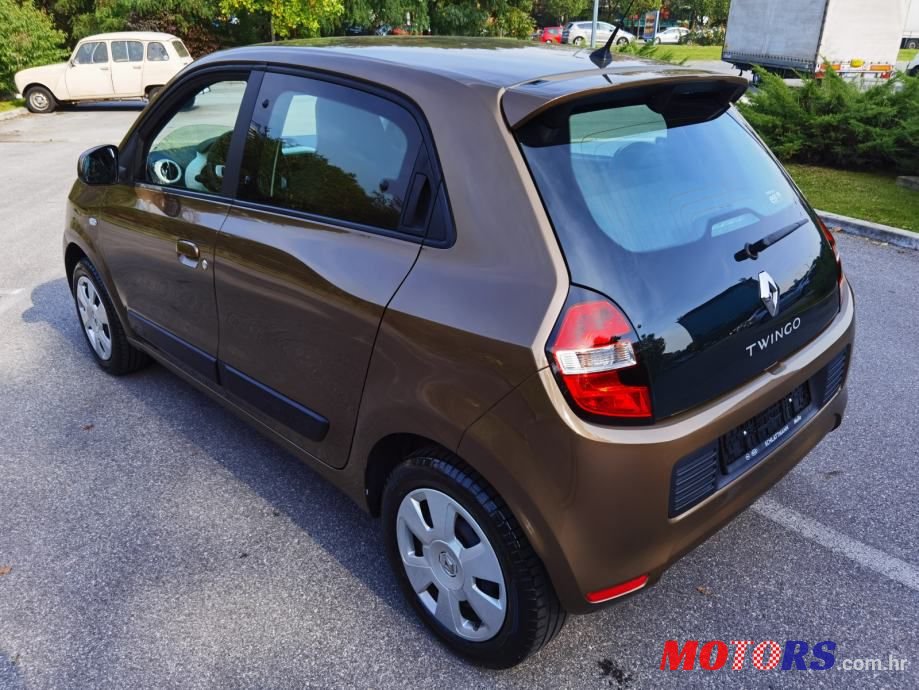 2015' Renault Twingo Sce photo #4