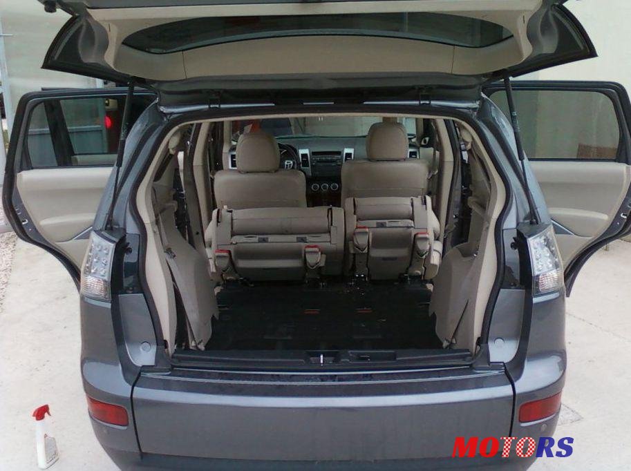 2008' Mitsubishi Outlander 2,0 Did photo #1