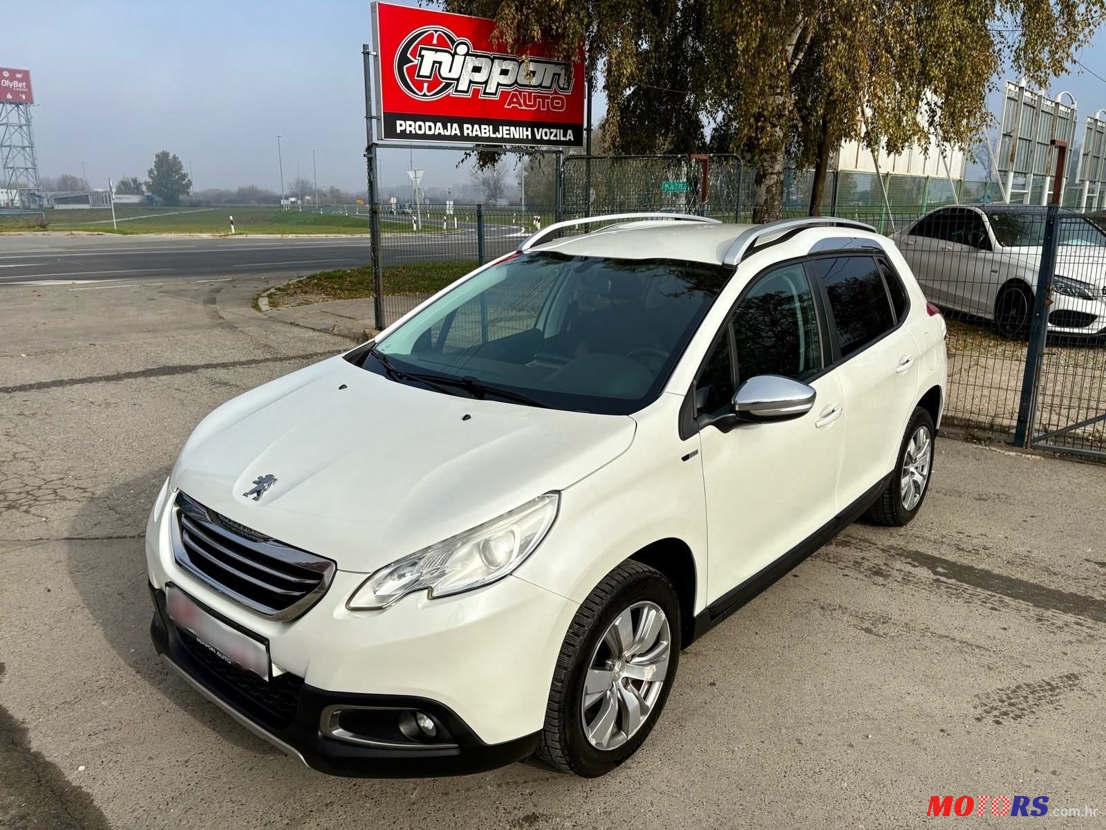 2015' Peugeot 2008 1,2 photo #1