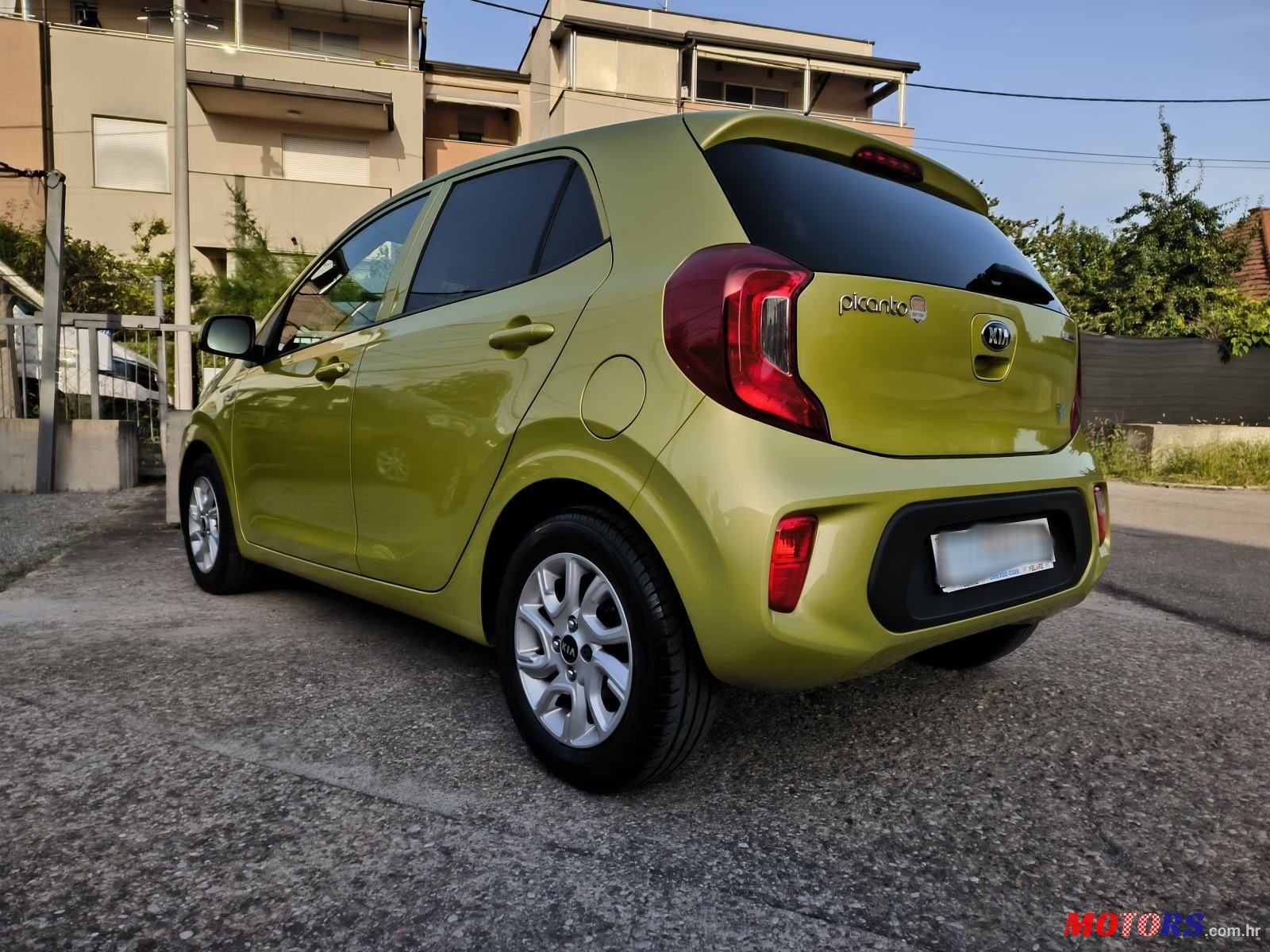 2017' Kia Picanto 1,0 photo #6